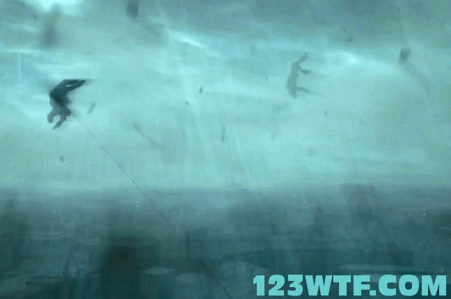 Hurricane Heist 19 GIF High as kites Watch The Film 123WTF Saint Pauly