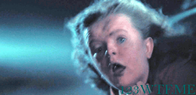 Hereditary 28 GIF Charlie loses her mind WTF Watch The Film Saint Pauly